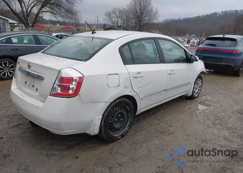 2010 Nissan Sentra 2.0S z USA, uszkodzony, nr VIN 3N1AB6AP2AL667513